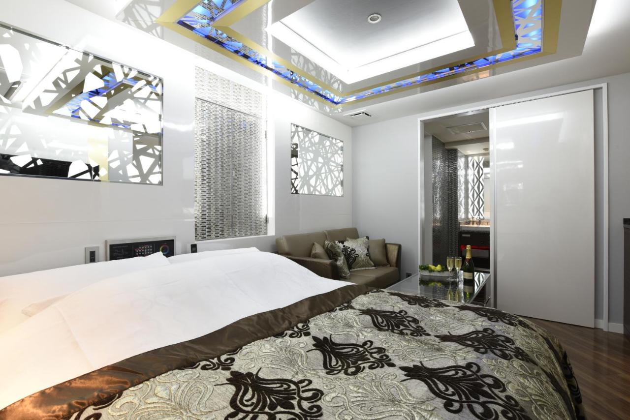 Hotel W-Party-W Group Hotels And Resorts- Kawaguchi  Extérieur photo